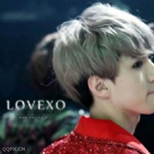 韩国明星居家图片男,温馨时刻捕捉明星真实一面