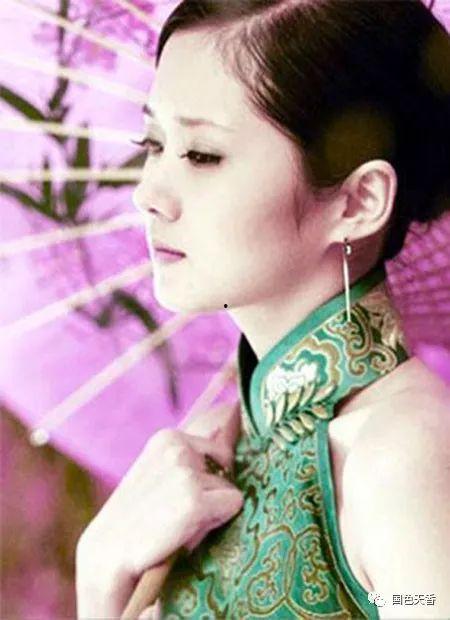 什么旗的明星,致敬民族英雄